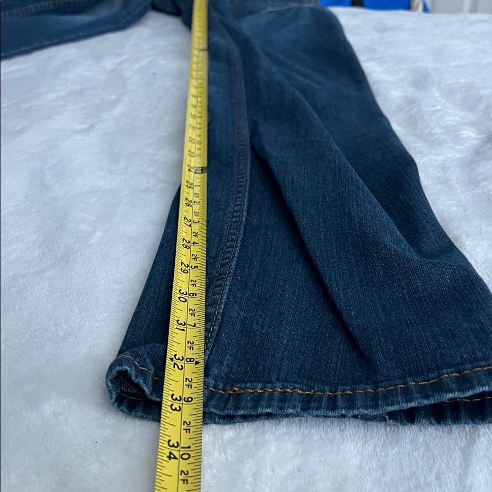 Levi's Classic 559 Men’s Straight Blue Jeans 30x34 - Picture 8 of 10